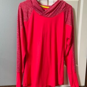 Women’s hooded shirt hot pink size medium